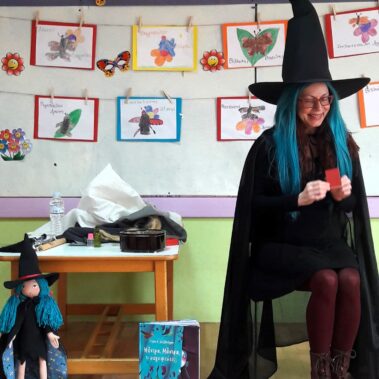 Θεατρική παρουσίαση του βιβλίου Μάντρα, Μάντρα, τι μαγειρεύεις; από τη συγγραφέα Γιώτα Αλεξάνδρου στα Εκπαιδευτήρια Ηλιάδη