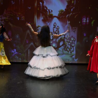 Στη Χώρα των Επιθυμιών και των Ονείρων