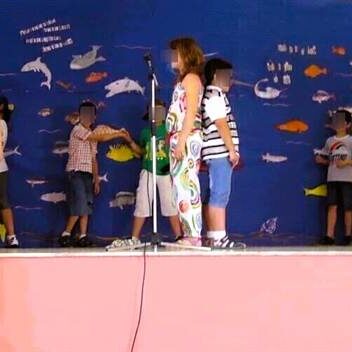 Θεατρική παράσταση βασισμένη στο βιβλίο "Οι Νταήδες του Βυθού και ο Ρομπέν των Θαλασσών" από τους μαθητές του 1ου Δημοτικού Σχολείου Ασπροπύργου