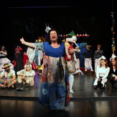 Τα παραμύθια σώθηκαν, τα όνειρα δεν προδώθηκαν